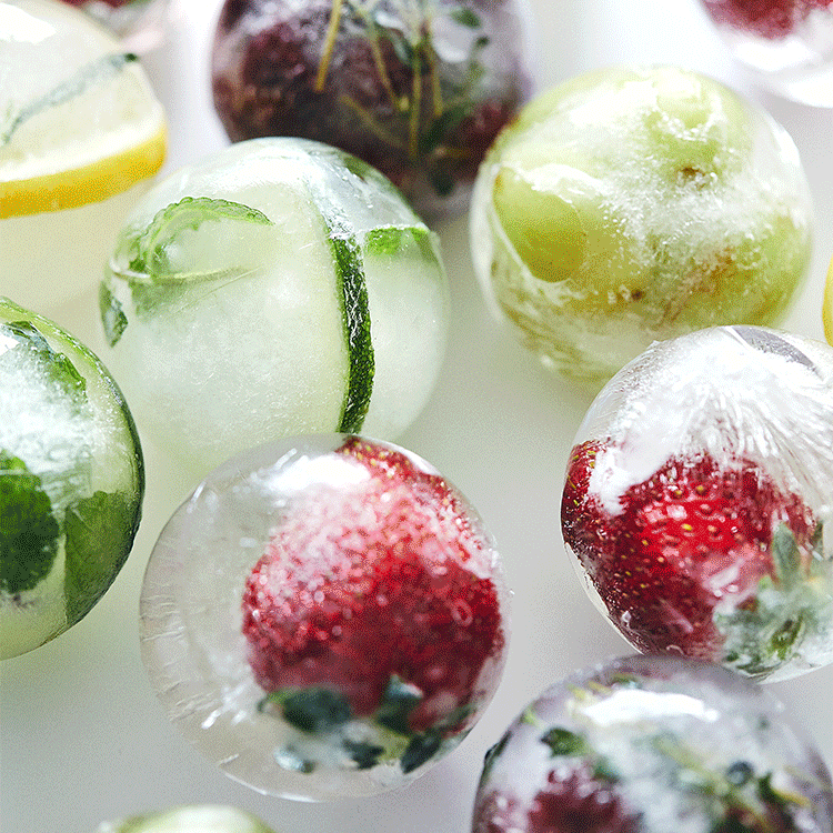 Modori Silicone Ice Ball Maker easily removes ice cubes and keeps beverages cold and undiluted | Able to withstand from -40°C to 250°C | BPA-free food-grade silicone material | Great for whisky, cocktails, coffee, infused fruit or storing crushed herbs | Perfect ice maker for your bar or kitchen | Reusable. Modori is the key to designing your dream kitchen.